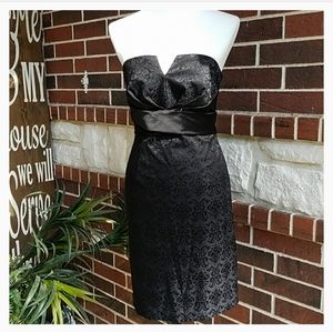 White House Black Market Strapless Sheath 0 Dress